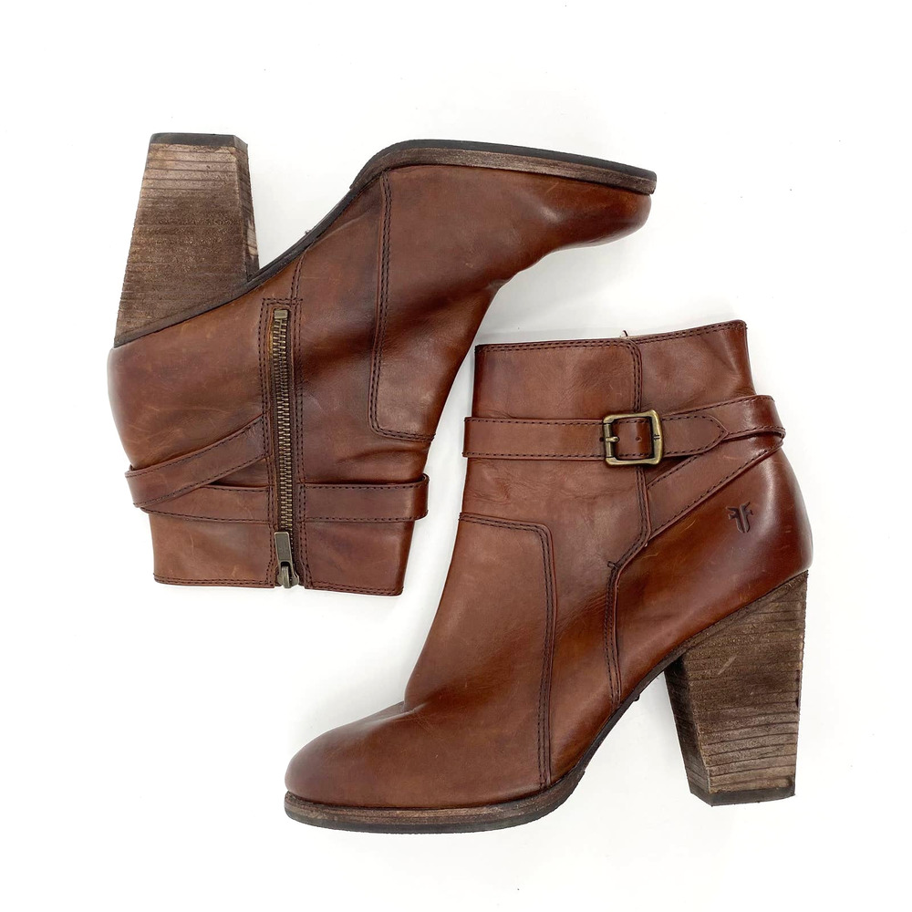 FRYE Leather Women's Brown Patti Riding Bootie Size 9.5 Buckle Ankle